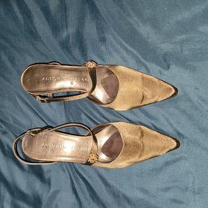Antonio Melani 8M Glove Fit 🎀 Satin Brown Heel